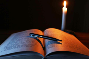 Candle of LORD Bible pen